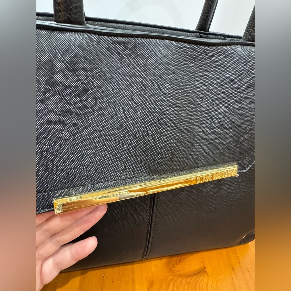 Steve Madden black handbag with textured fabric - Picture 12 of 14